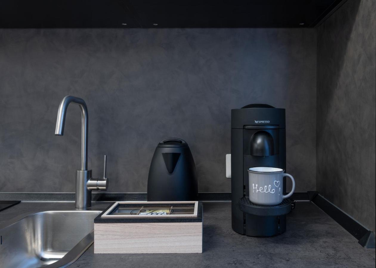 Super Modern And Design Apartment, A Due Passi Dai Navigli Milan Extérieur photo